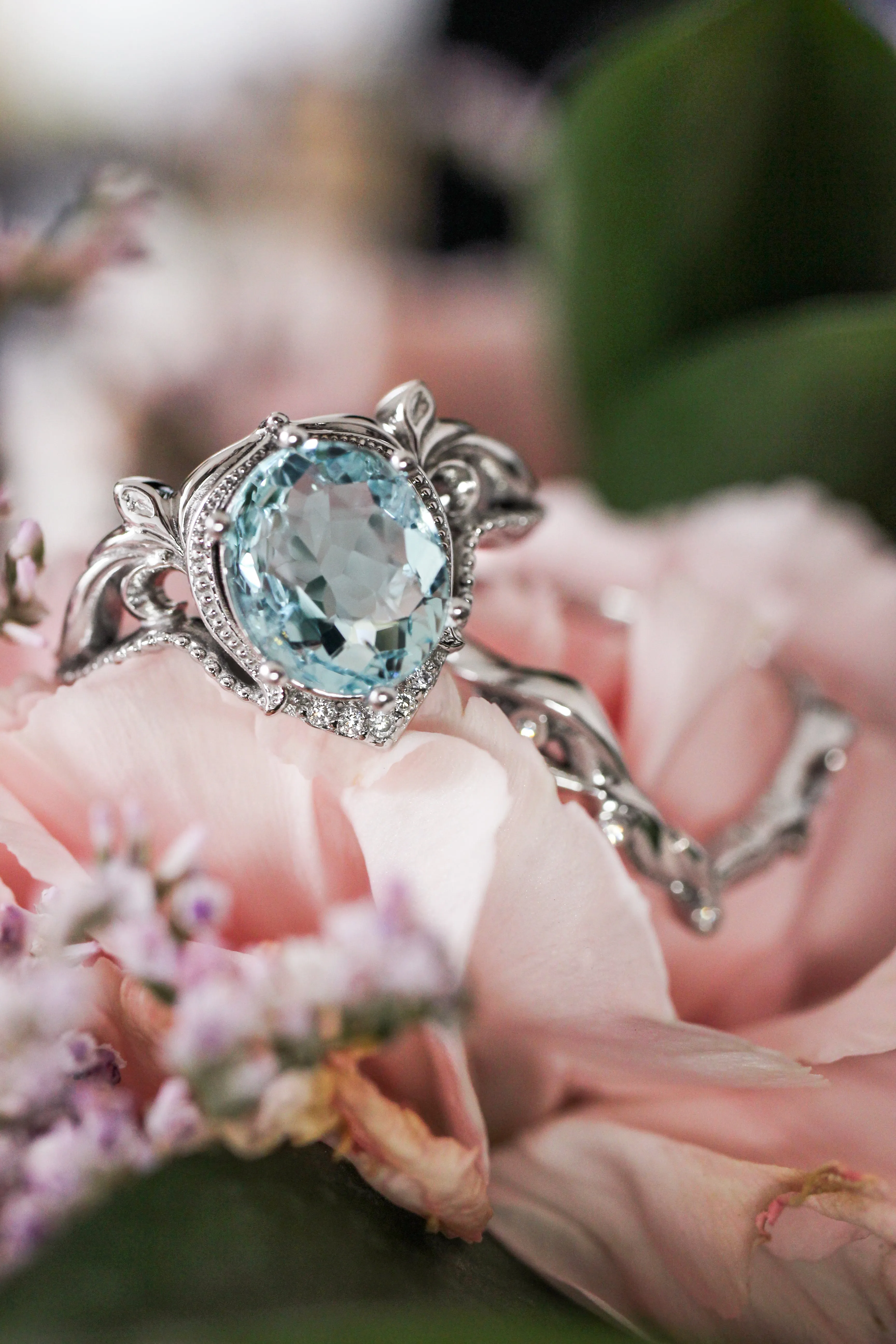 Art nouveau bridal ring set with aquamarine / Lida oval