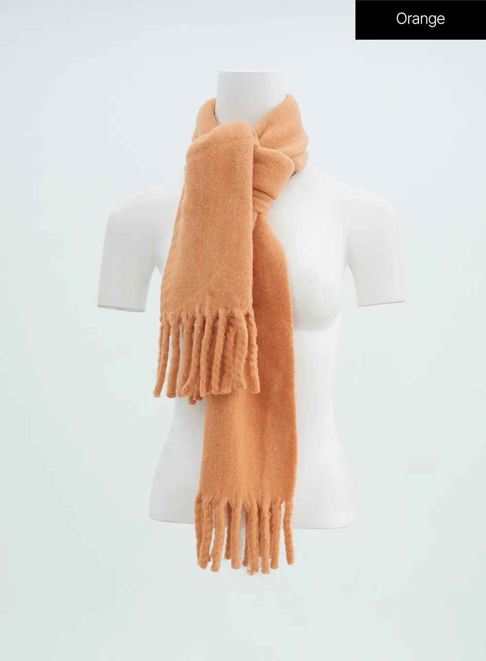 Basic Chunky Tassel Scarf IN316