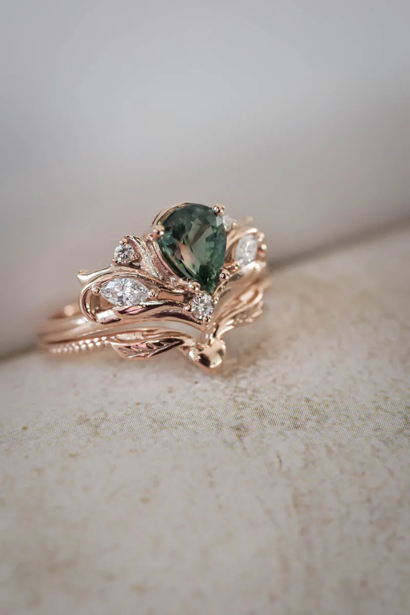 Bridal ring set with pear cut green sapphire / Swanlake