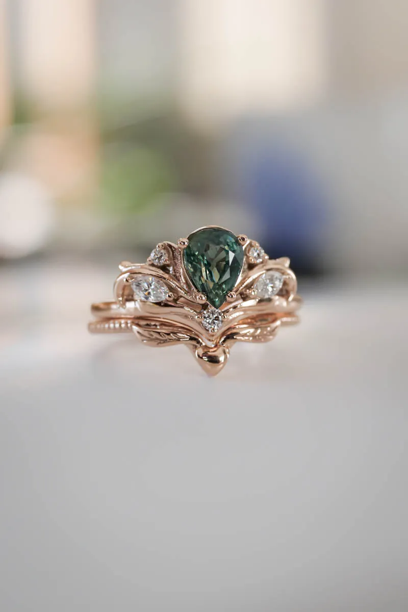 Bridal ring set with pear cut green sapphire / Swanlake