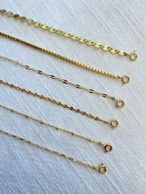 Dainty Chain Bracelets