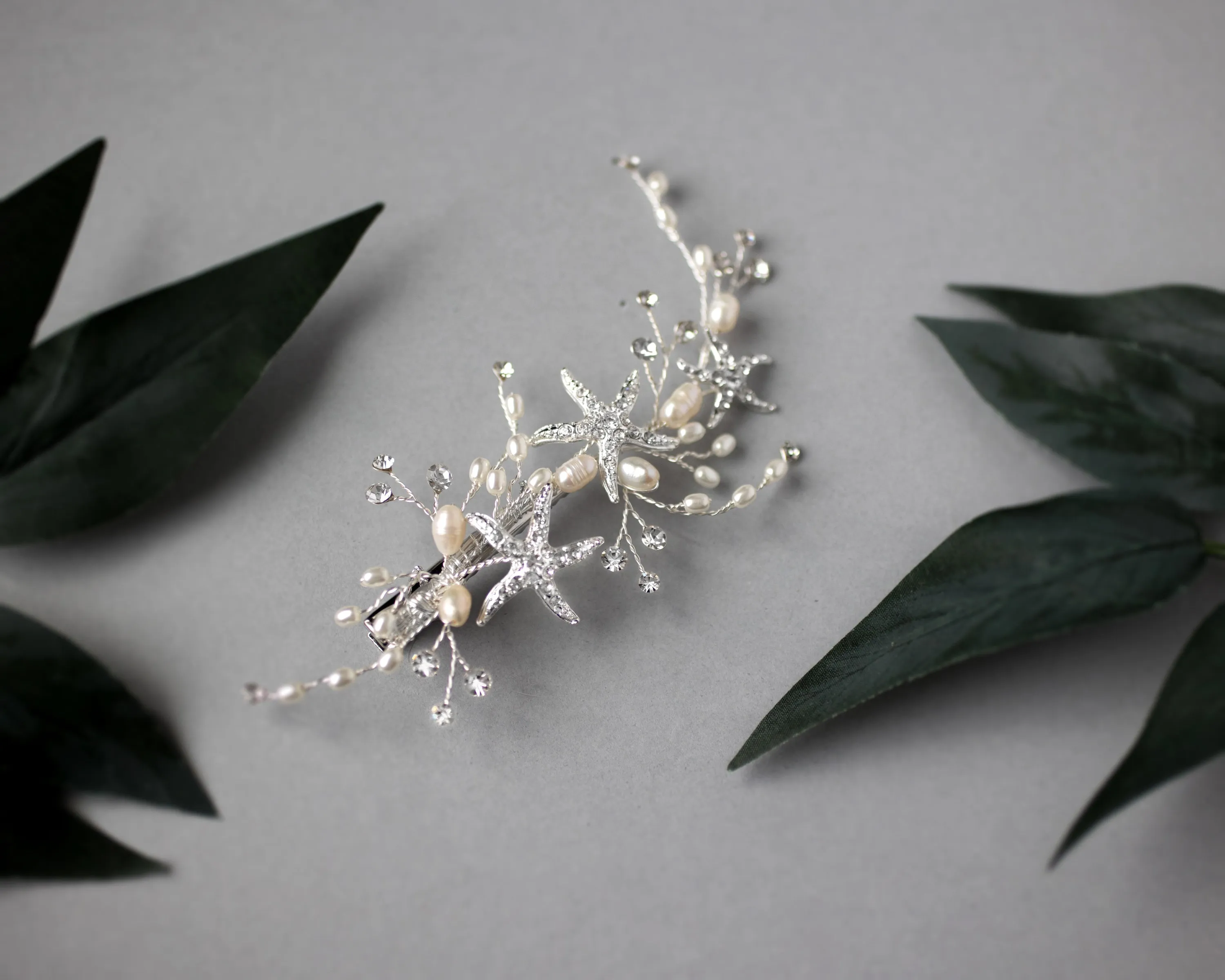 Delicate Starfish Hair Clip with Pearls