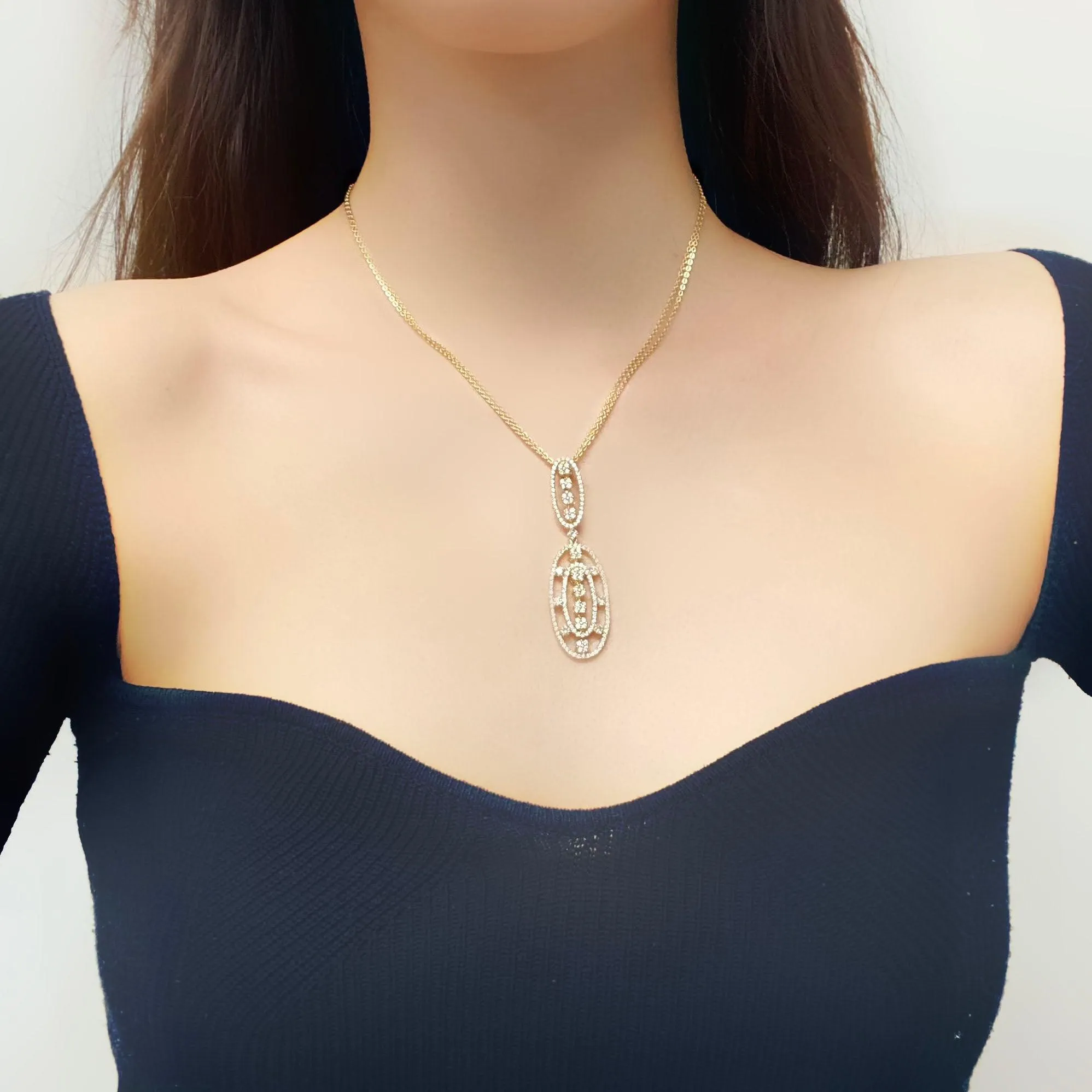 Diamond Drop Pendant in 18K Yellow Gold Necklace