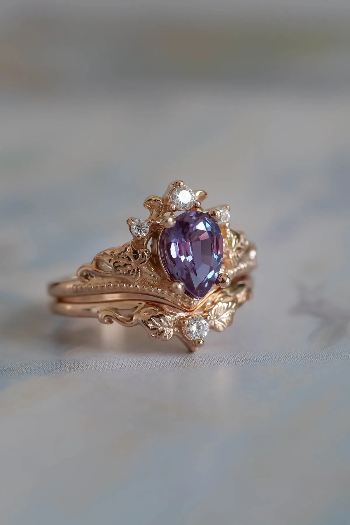 Elvish ring set with color changing alexandrite / Ariadne