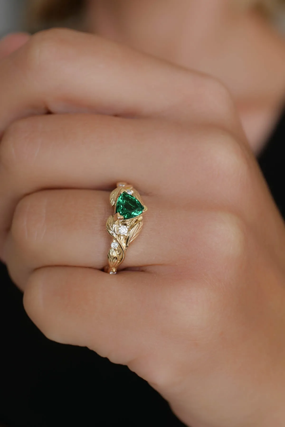 Emerald trillion cut engagement ring, gold leaves and diamonds ring / Clematis