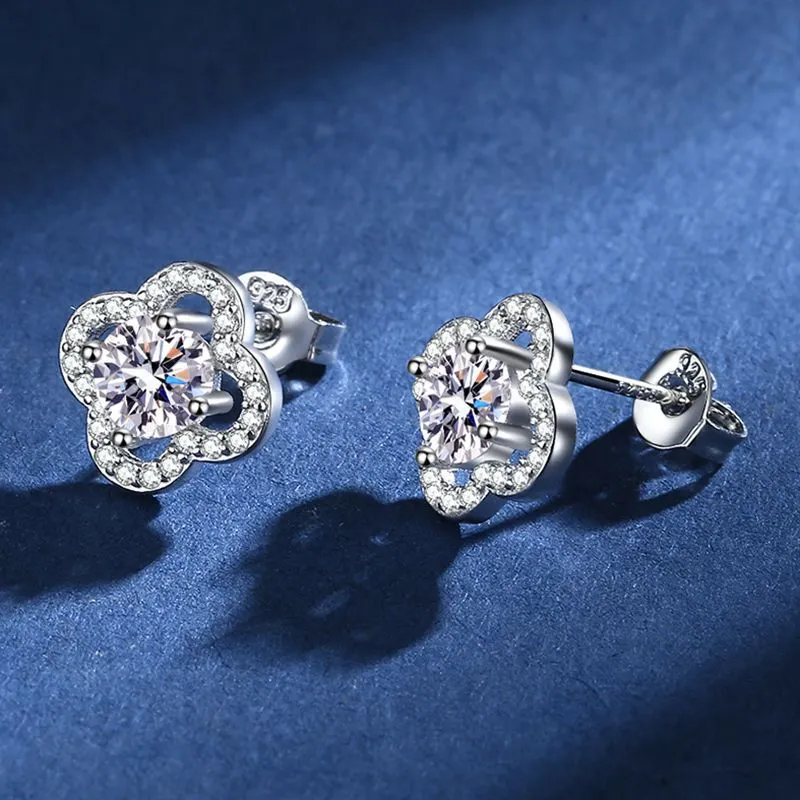 Four Leaf Clover Moissanite Stud Earrings