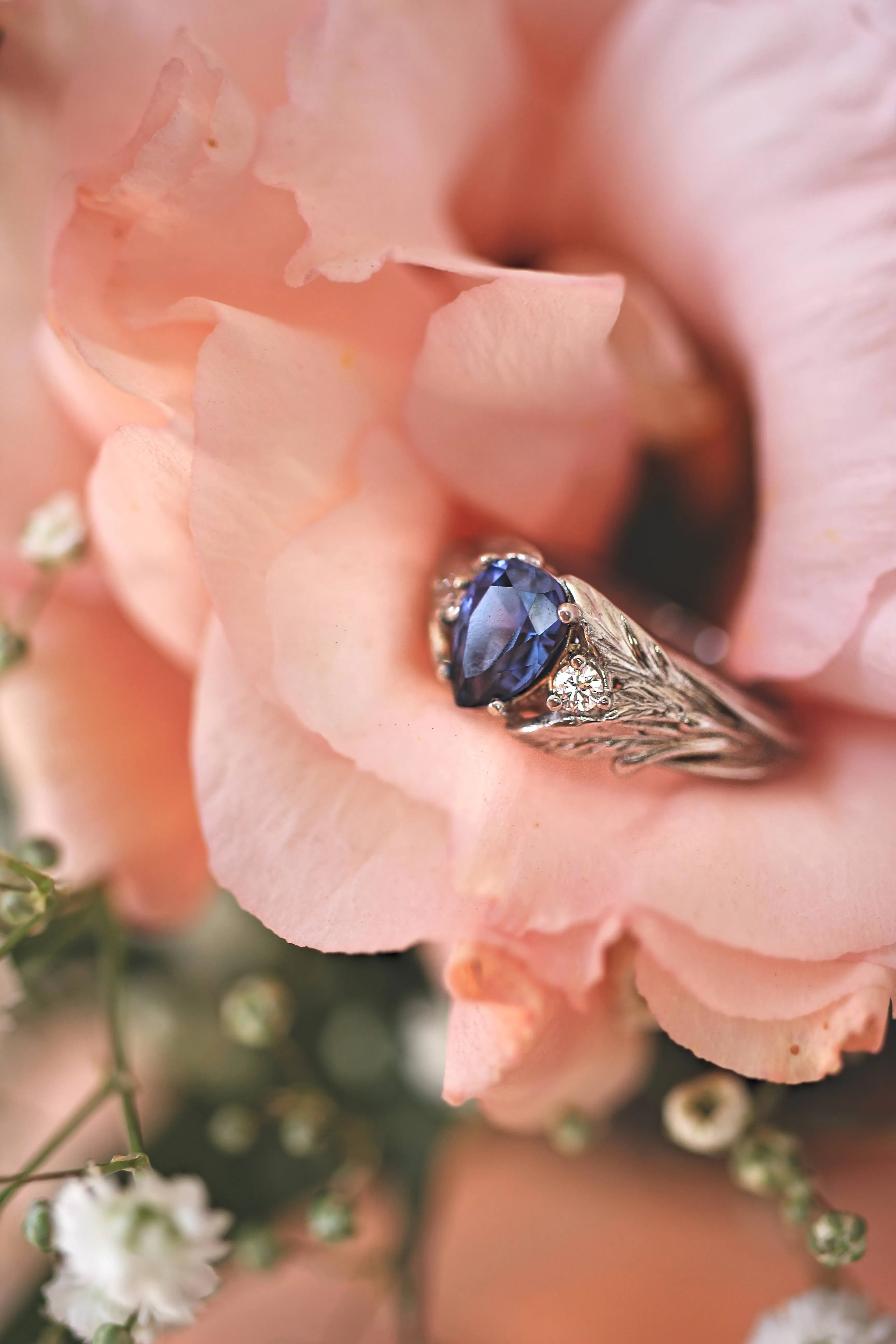 Lab sapphire and natural diamonds ring / Wisteria