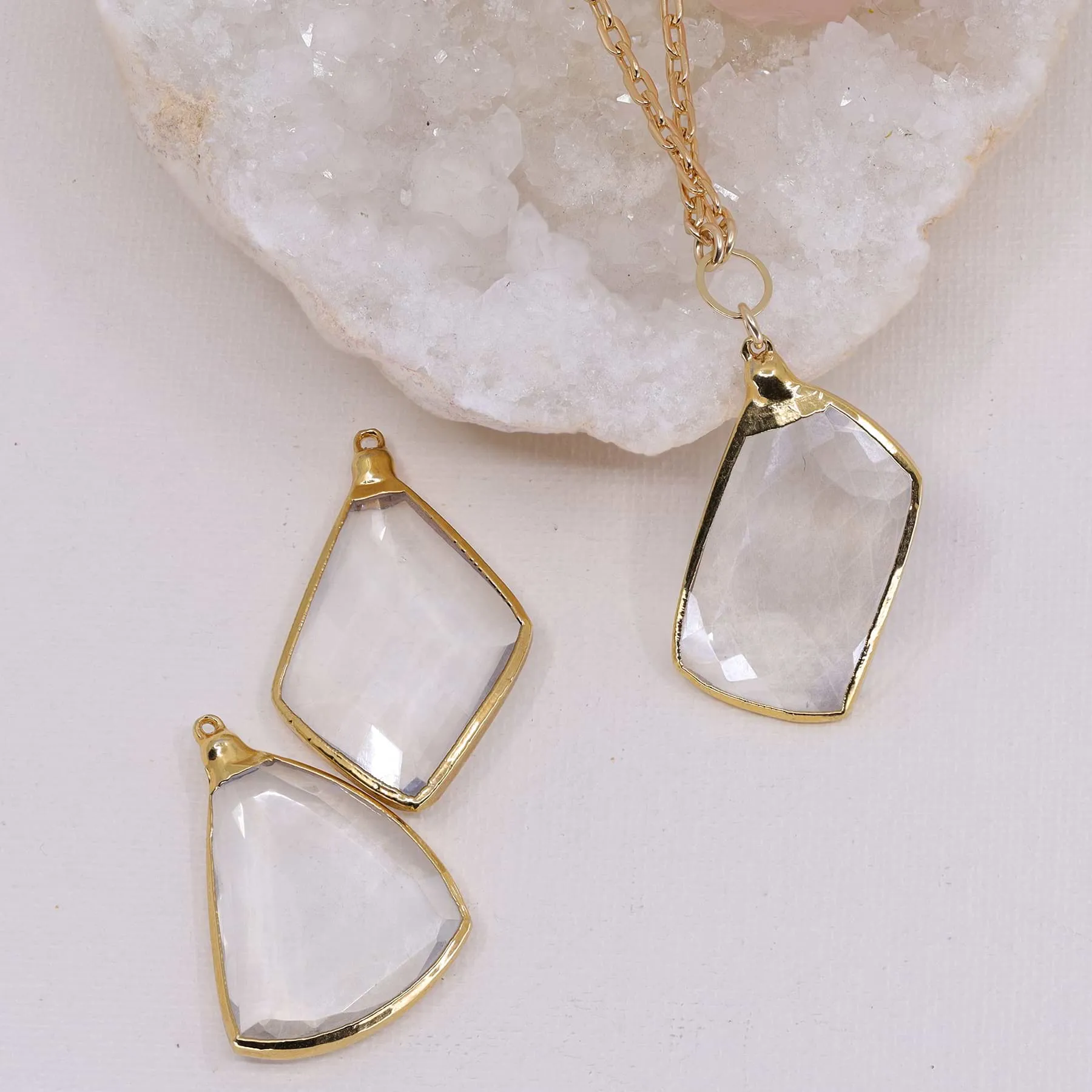 Manifestation - Quartz Crystal Gold Pendant Necklace