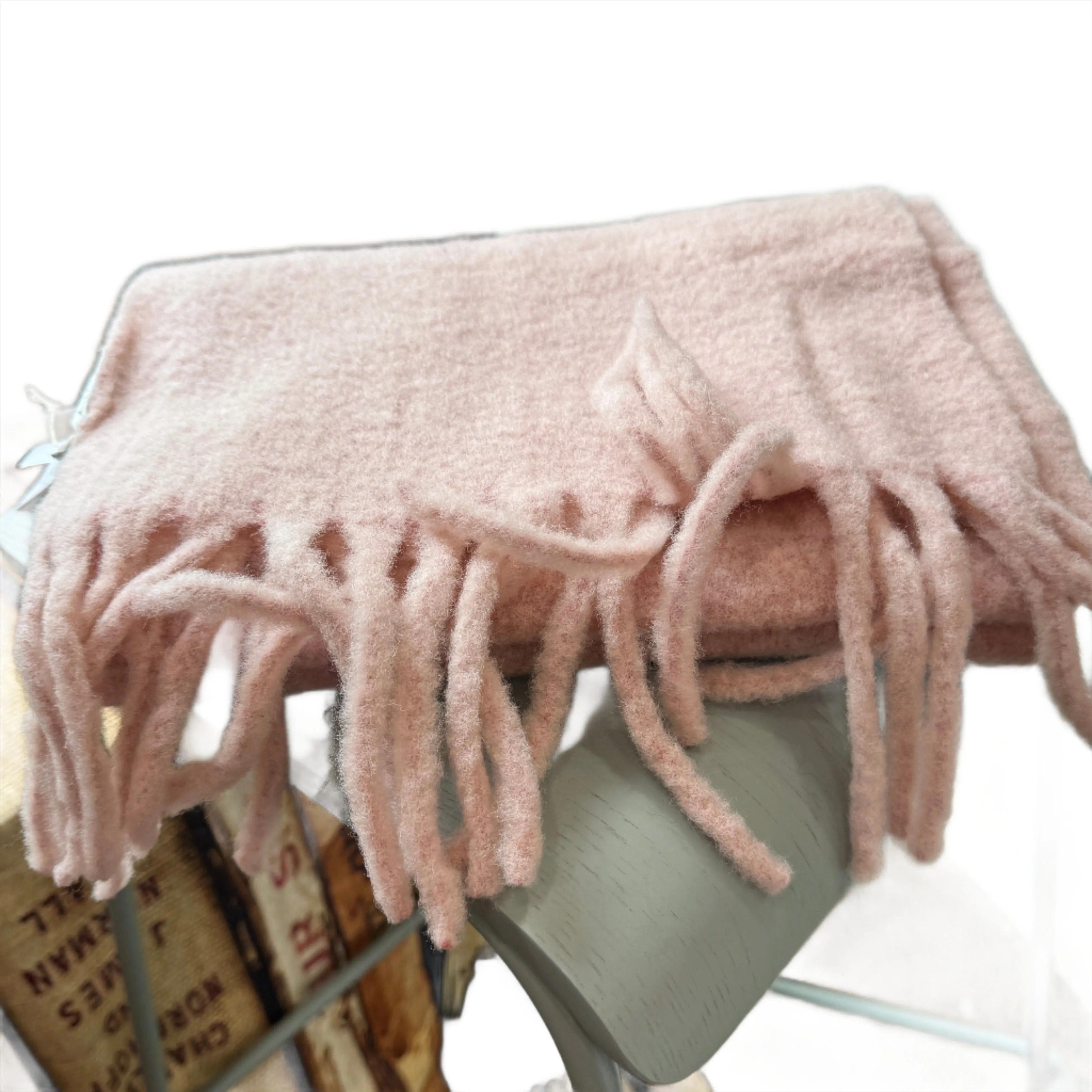 Narrow fringed scarf