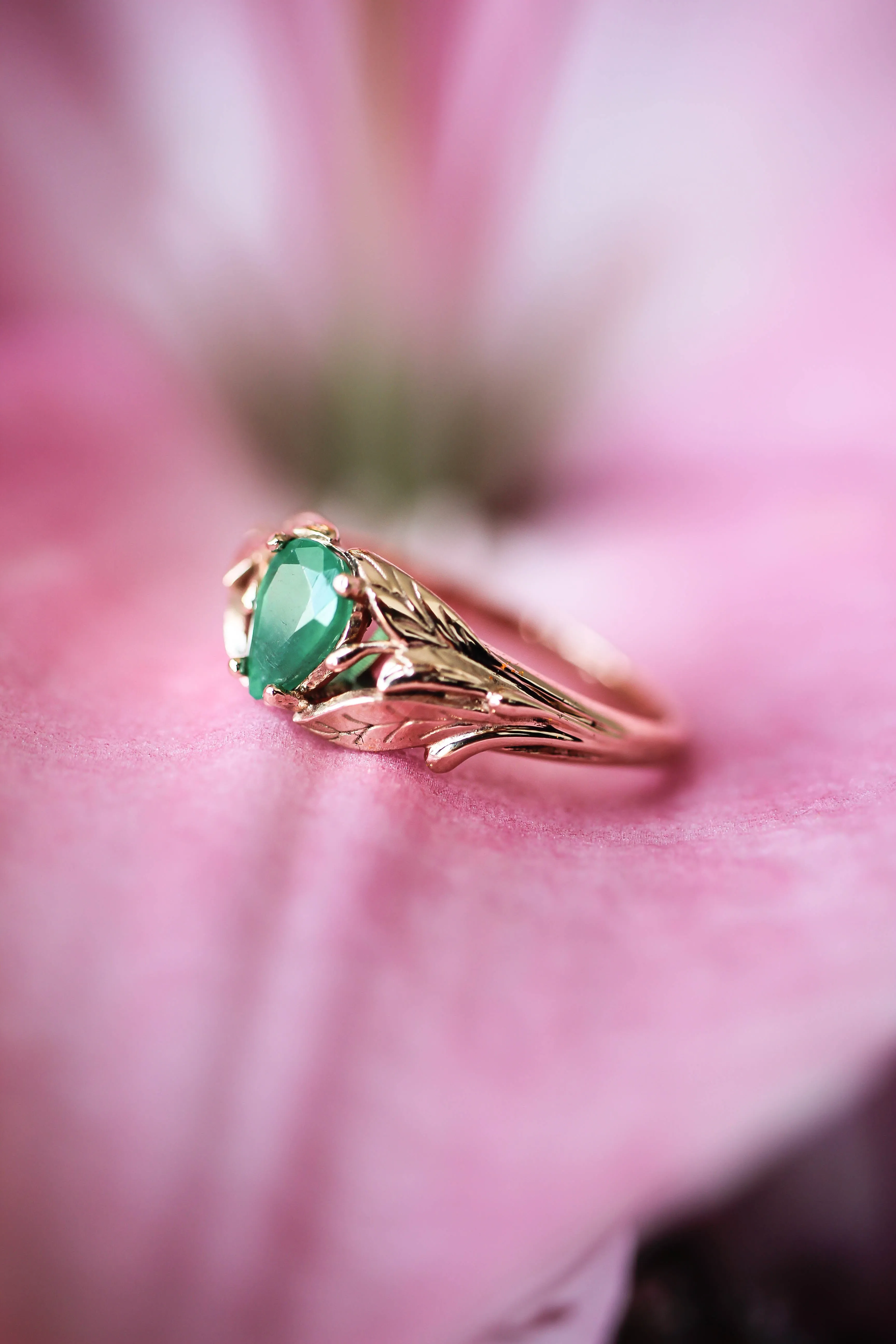 Pear cut emerald ring, leaves engagement ring / Wisteria