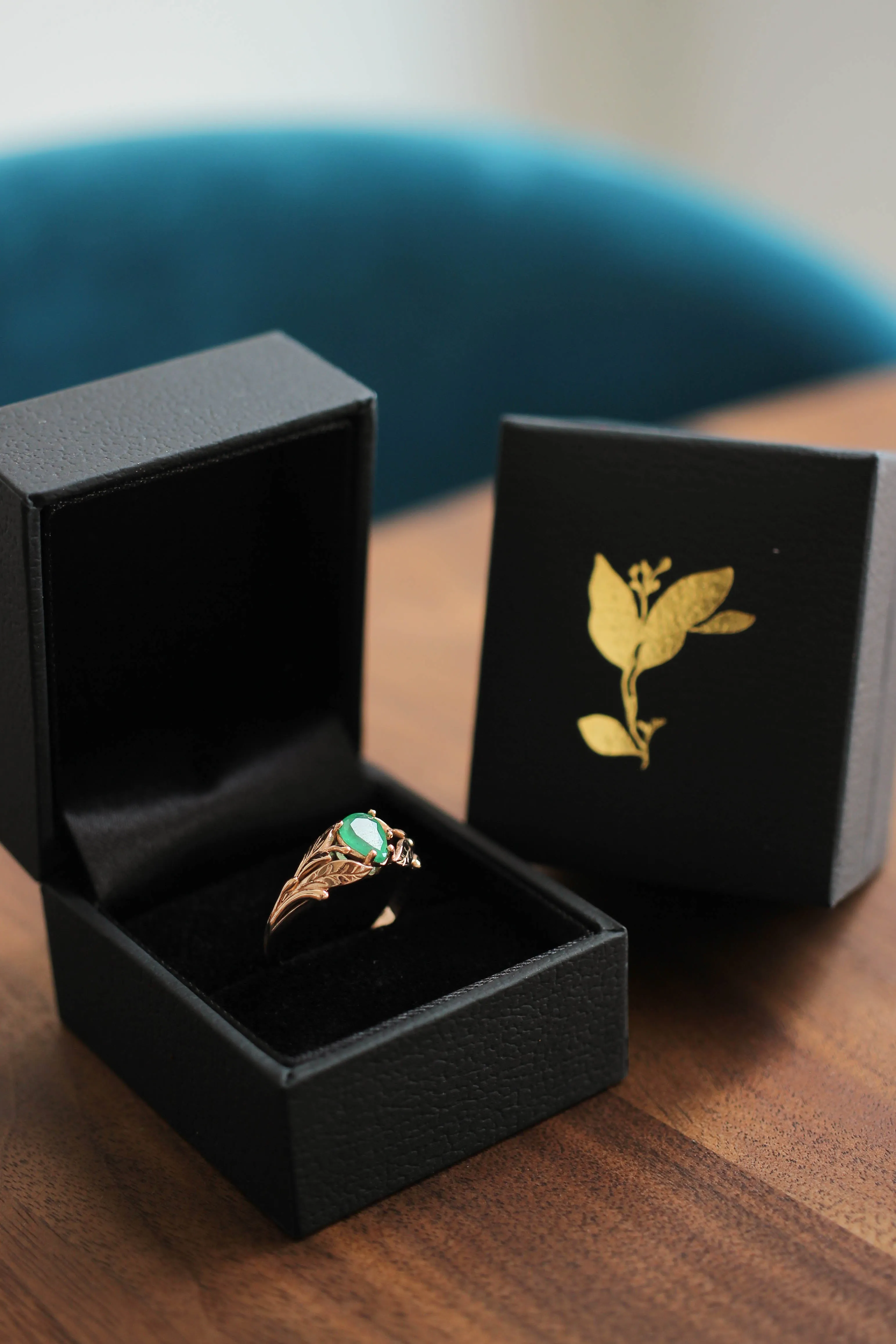 Pear cut emerald ring, leaves engagement ring / Wisteria