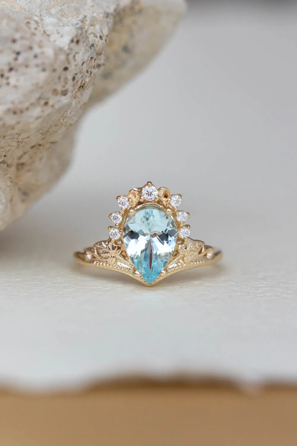 READY TO SHIP: Ariadne bridal ring set in 14K yellow gold, natural aquamarine 10x7 mm, moissanites, RING SIZE - 7 US