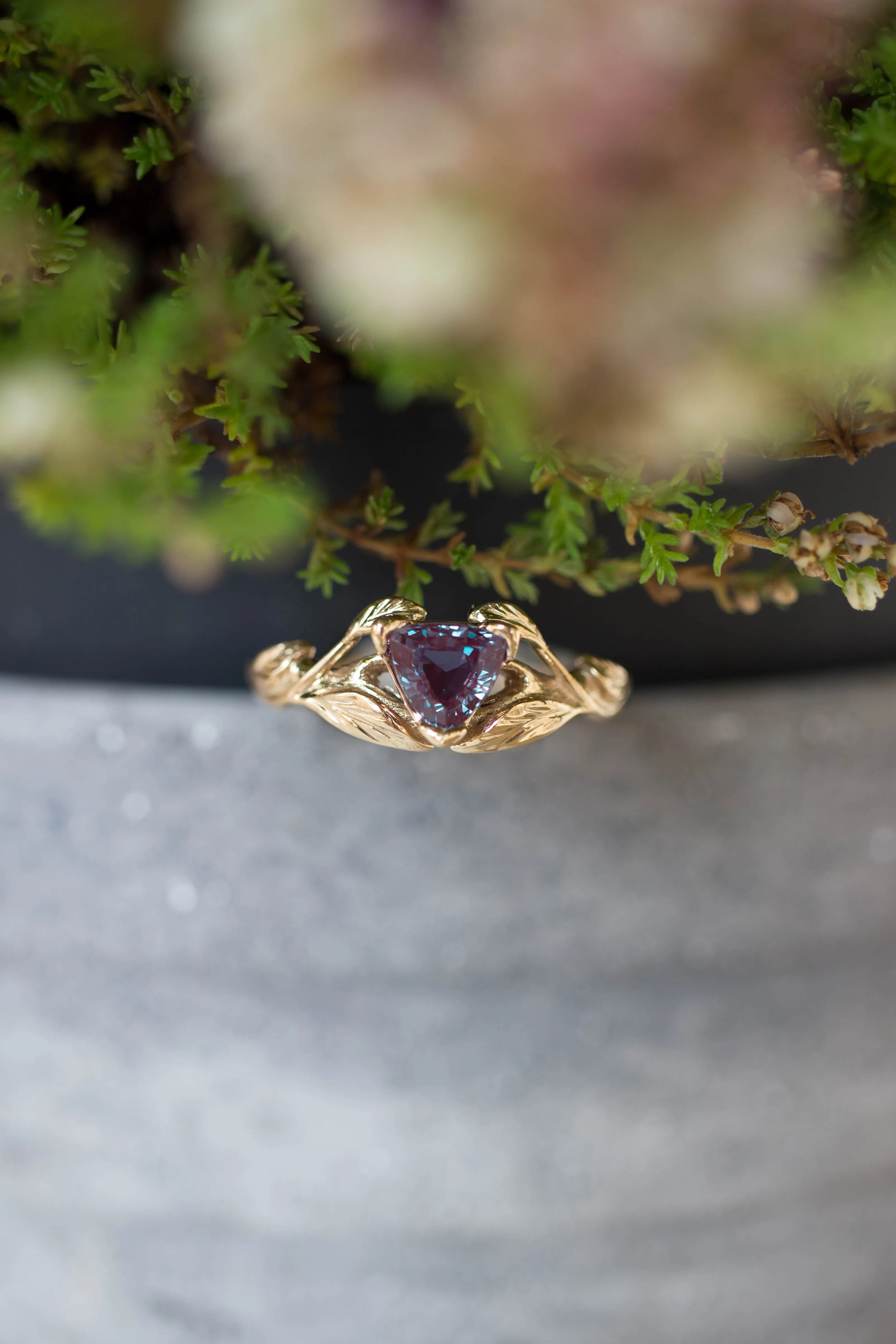 Trillion cut alexandrite ring / Clematis